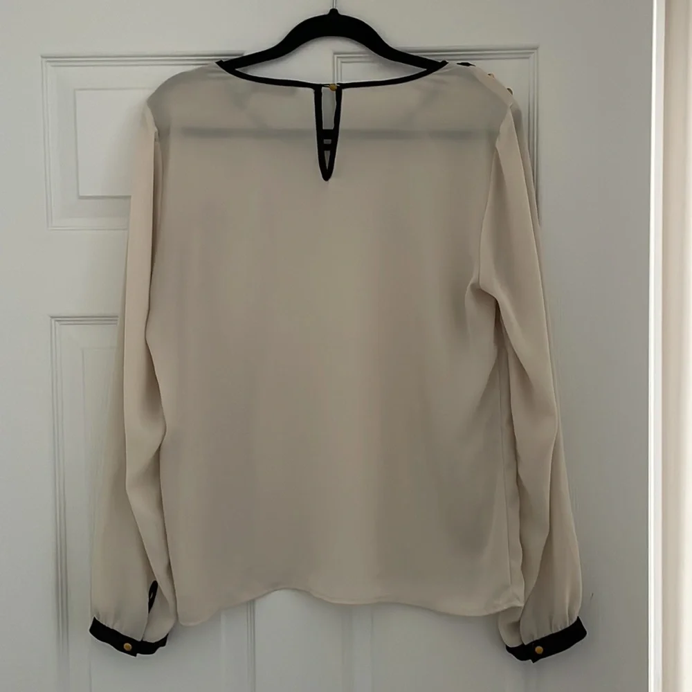The Limited Off White and Navy Long Sleeve Blouse with Buttons Large - Picture 4 of 4